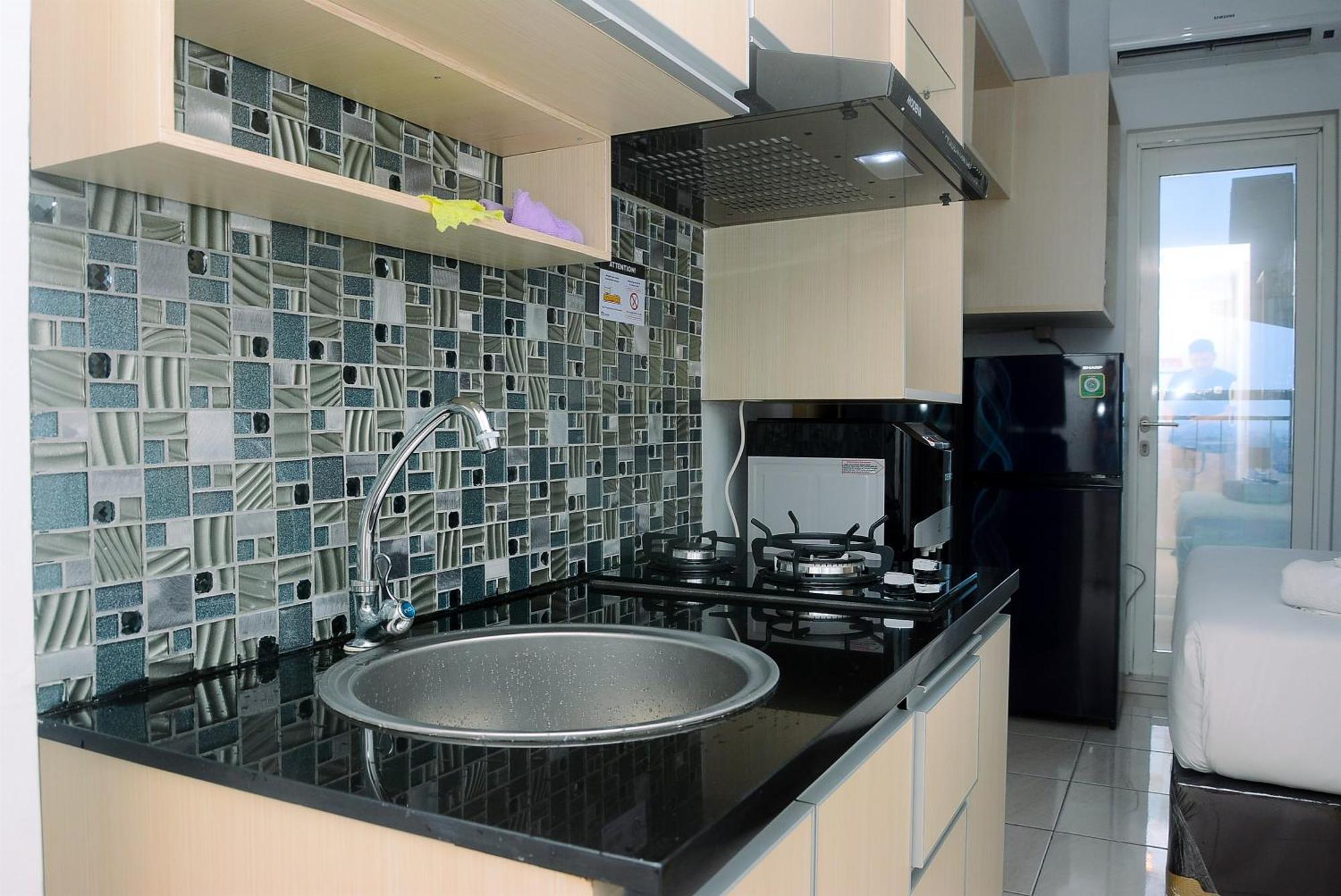 Apartemen Cozy Brand New Springlake Summarecon By Travelio Bekasi